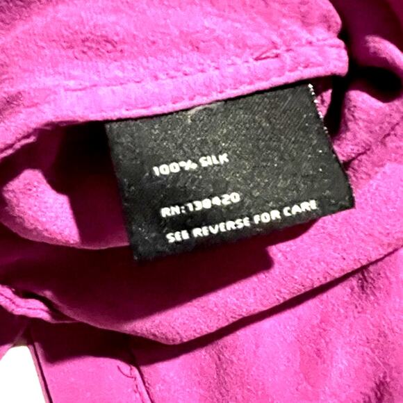 Carlisle Women's 6 Silk Blouse Magenta Silver Stud Button Front Career Top EUC - Picture 5 of 8